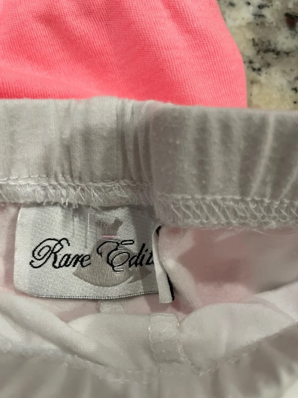 🌸 6 PC Bundle Baby girl 3-6 months Onesies pants and tops Gently used